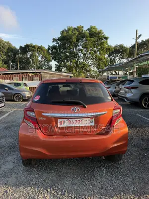Toyota Vitz 2016 Brown