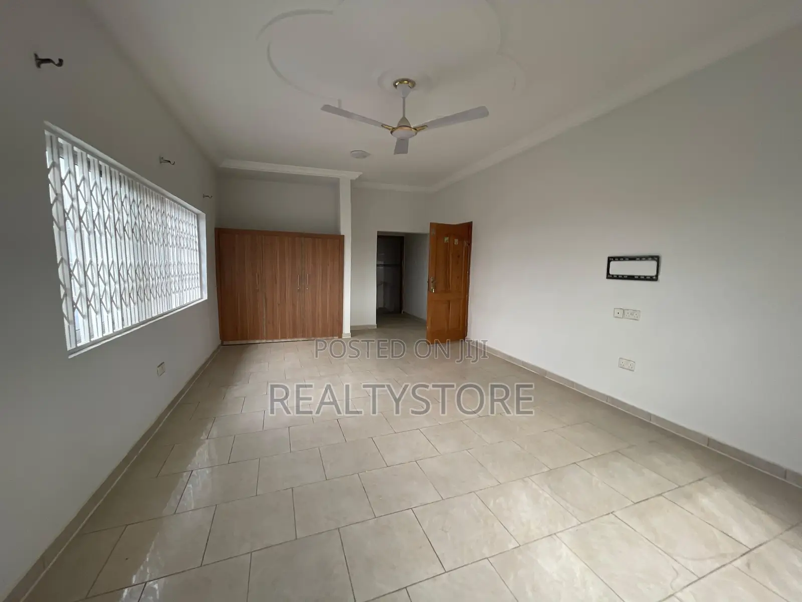 6bdrm Duplex in Cozy Home, Accra Metropolitan for rent