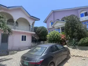 Furnished 6bdrm House in Old Barrier for sale