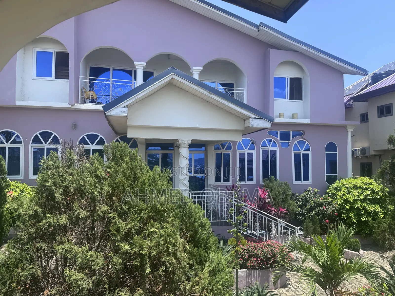 Furnished 6bdrm House in Old Barrier for sale