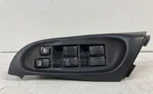 Nissan Sentra B15 Power Window Switch