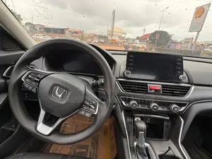 Honda Accord Sport (1.5L 4cyl Turbo CVT) 2019 Silver