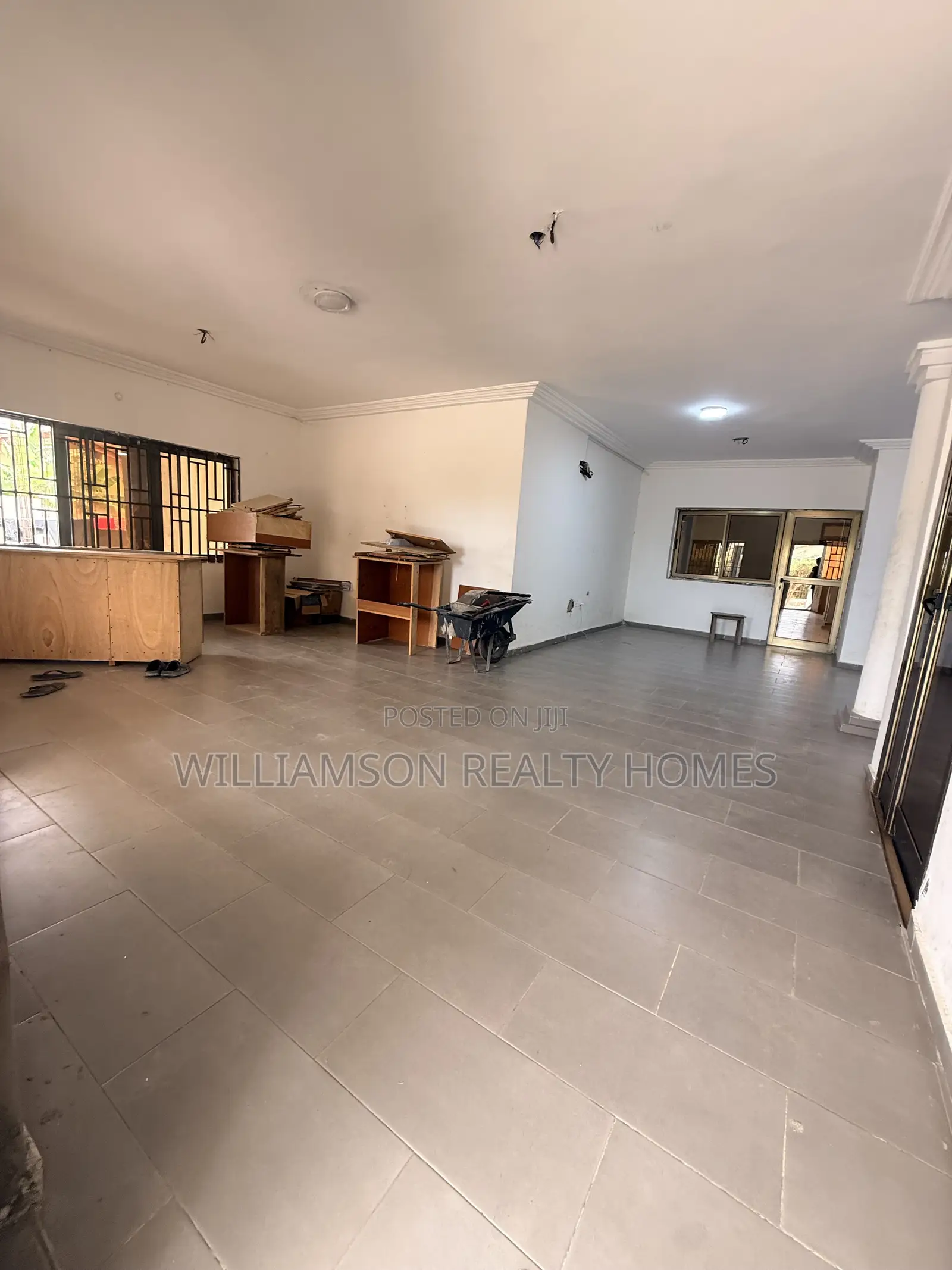 4bdrm Apartment in Hfc Estate Area, Spintex for rent