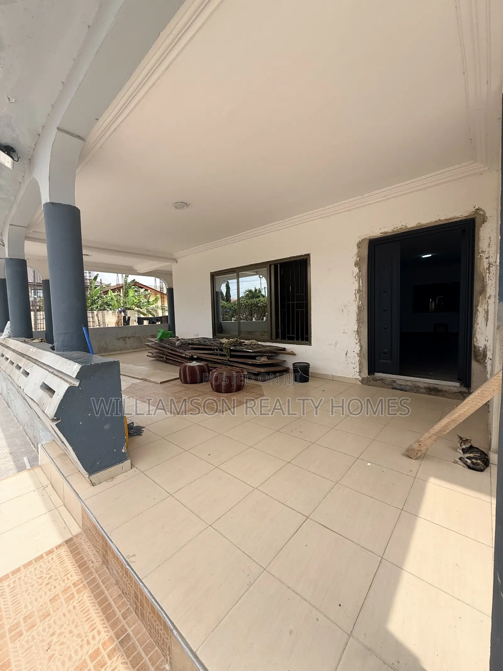 4bdrm Apartment in Hfc Estate Area, Spintex for rent