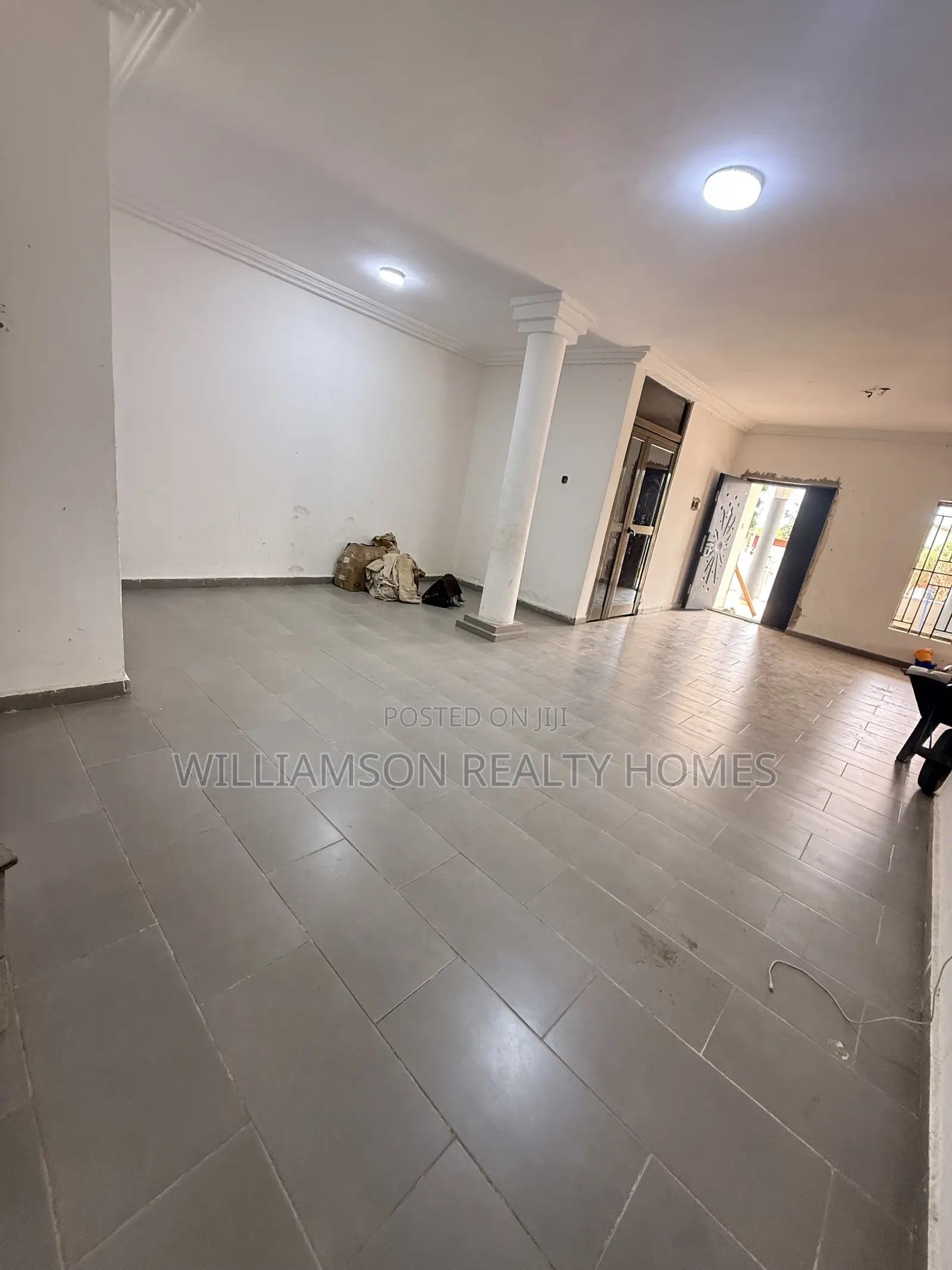 4bdrm Apartment in Hfc Estate Area, Spintex for rent