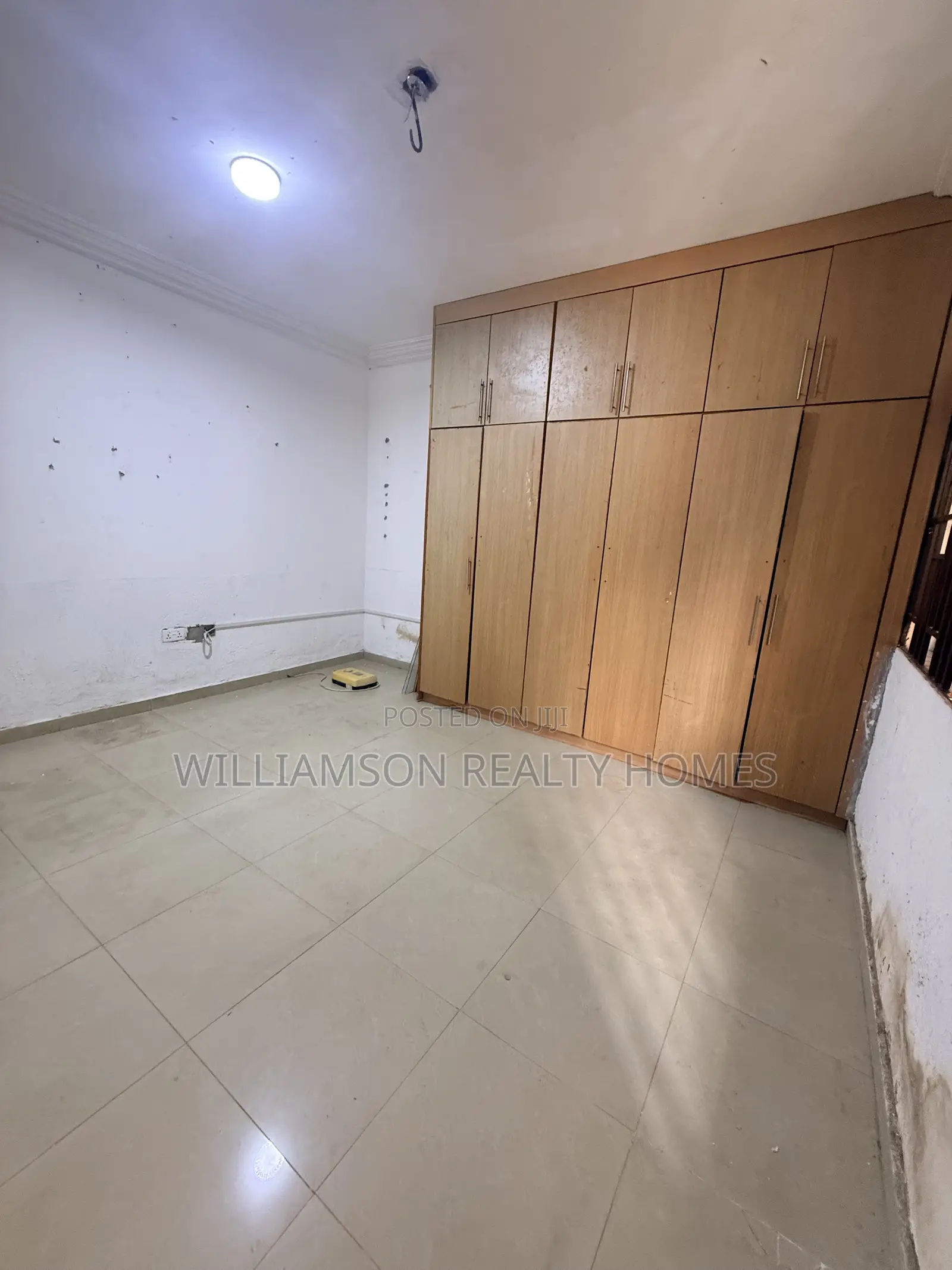 4bdrm Apartment in Hfc Estate Area, Spintex for rent