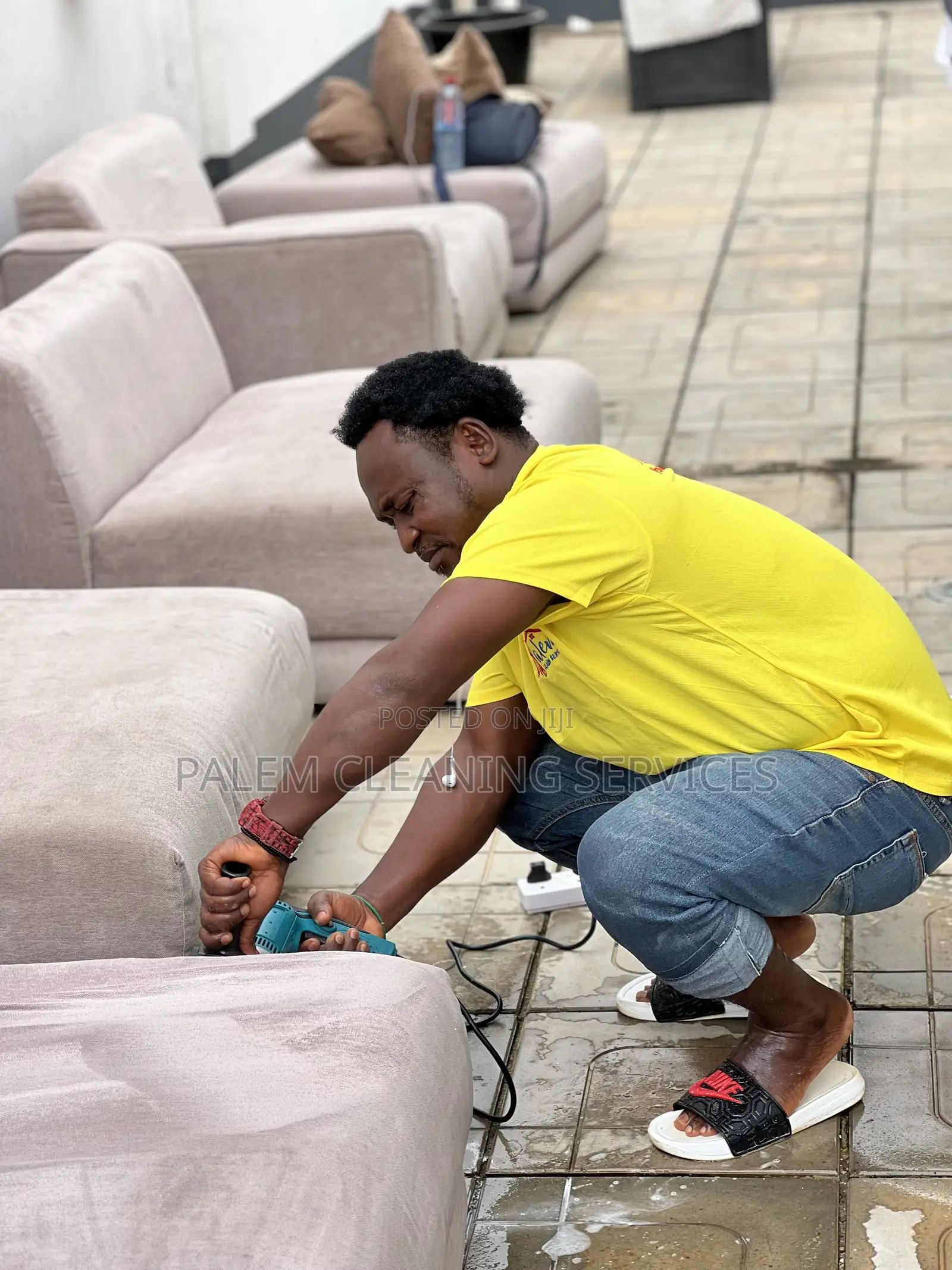 Sofa (Upholstery) Cleaning