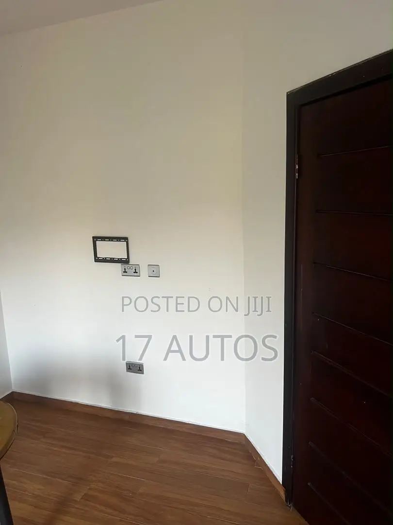 2bdrm Apartment in 17 Properties, Ashaley Botwe for rent