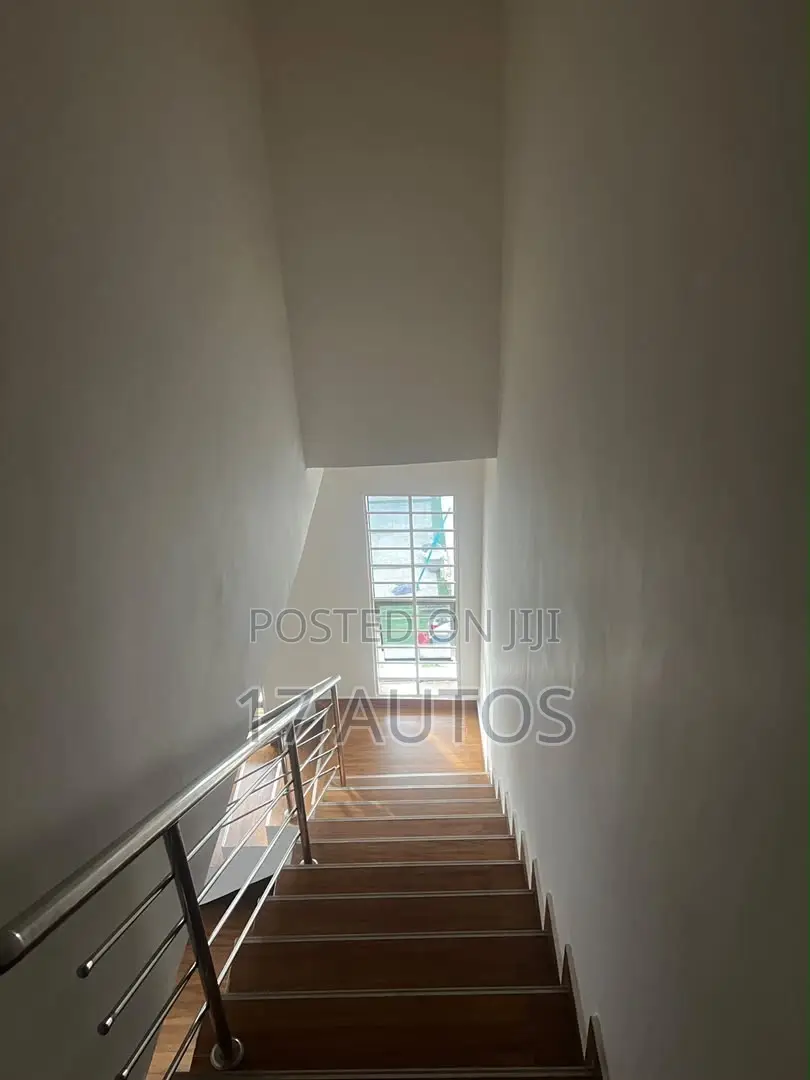 2bdrm Apartment in 17 Properties, Ashaley Botwe for rent