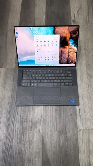 Laptop Dell Precision 5570 32GB Intel Core i7 SSD 512GB