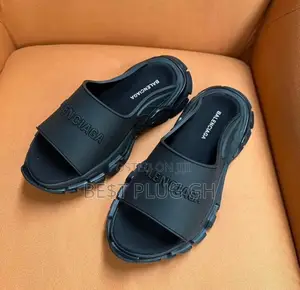 Balenciaga Track Slide