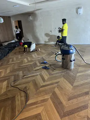 Parquet (Wooden Floor Cleaning)