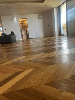 Parquet (Wooden Floor Cleaning)