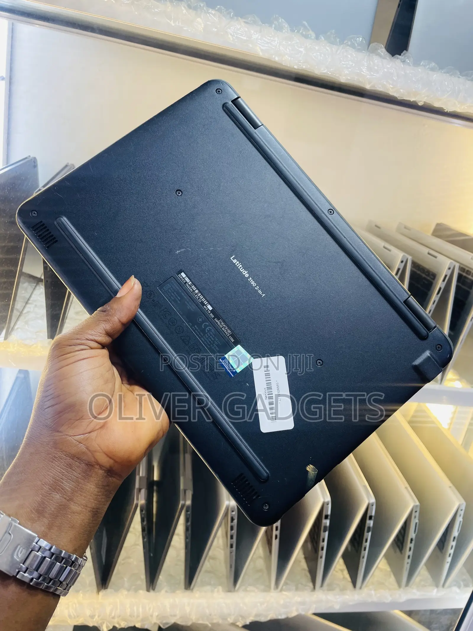 Laptop Dell Latitude 3190 2-in-1 4GB Intel Pentium SSD 128GB