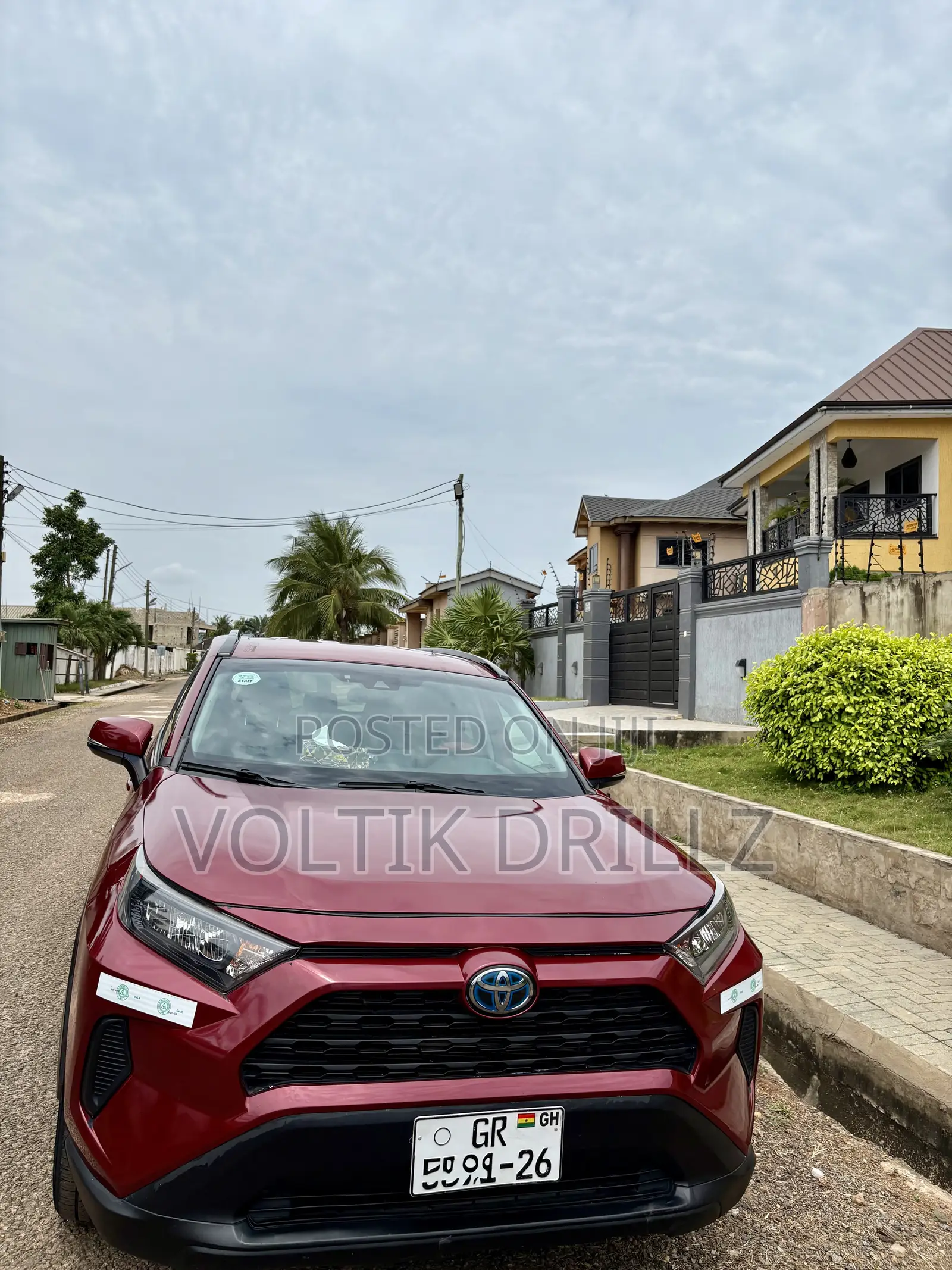Toyota RAV4 LE AWD 2019 Red