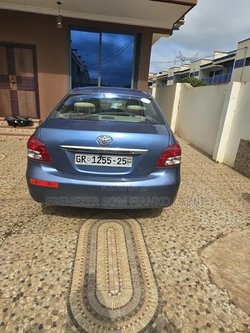 Toyota Belta 2012 Blue