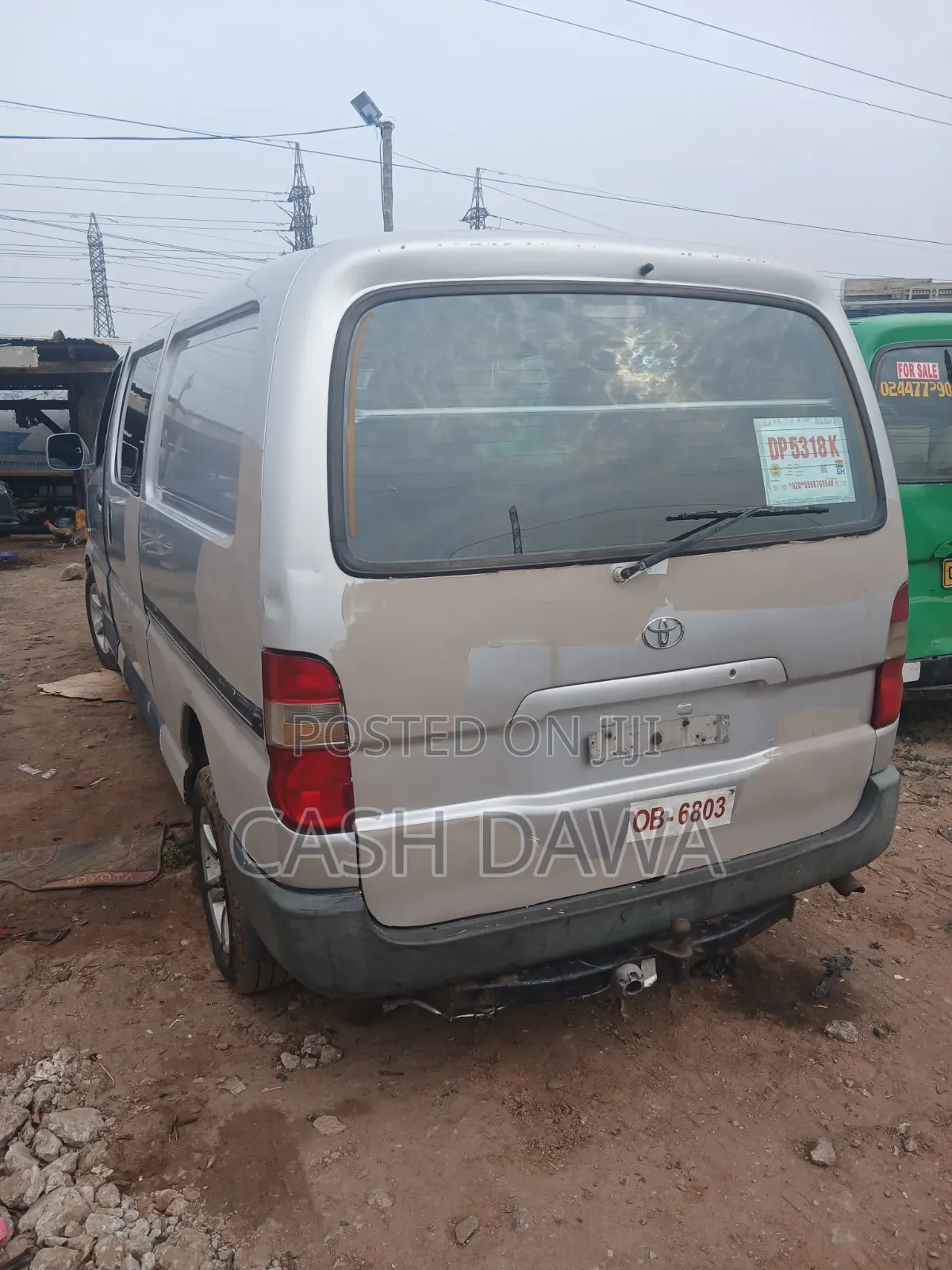 Toyota HiAce 2002 Silver