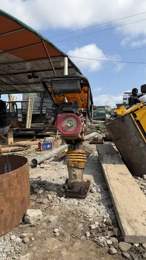 Jumping Compactor