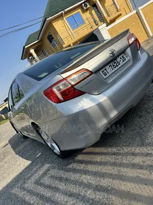 Toyota Camry SE 4dr Sedan (2.5L 4cyl 6A) 2014 Silver