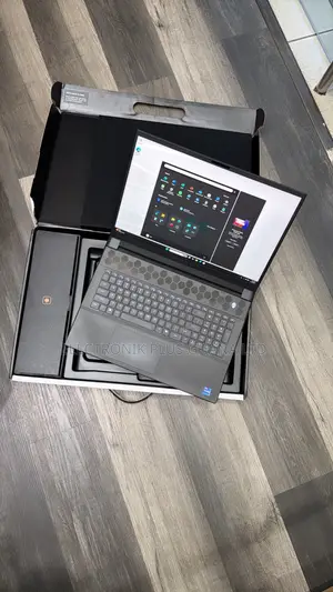 Laptop Alienware M18 R2 32GB Intel Core i9 SSD 1T