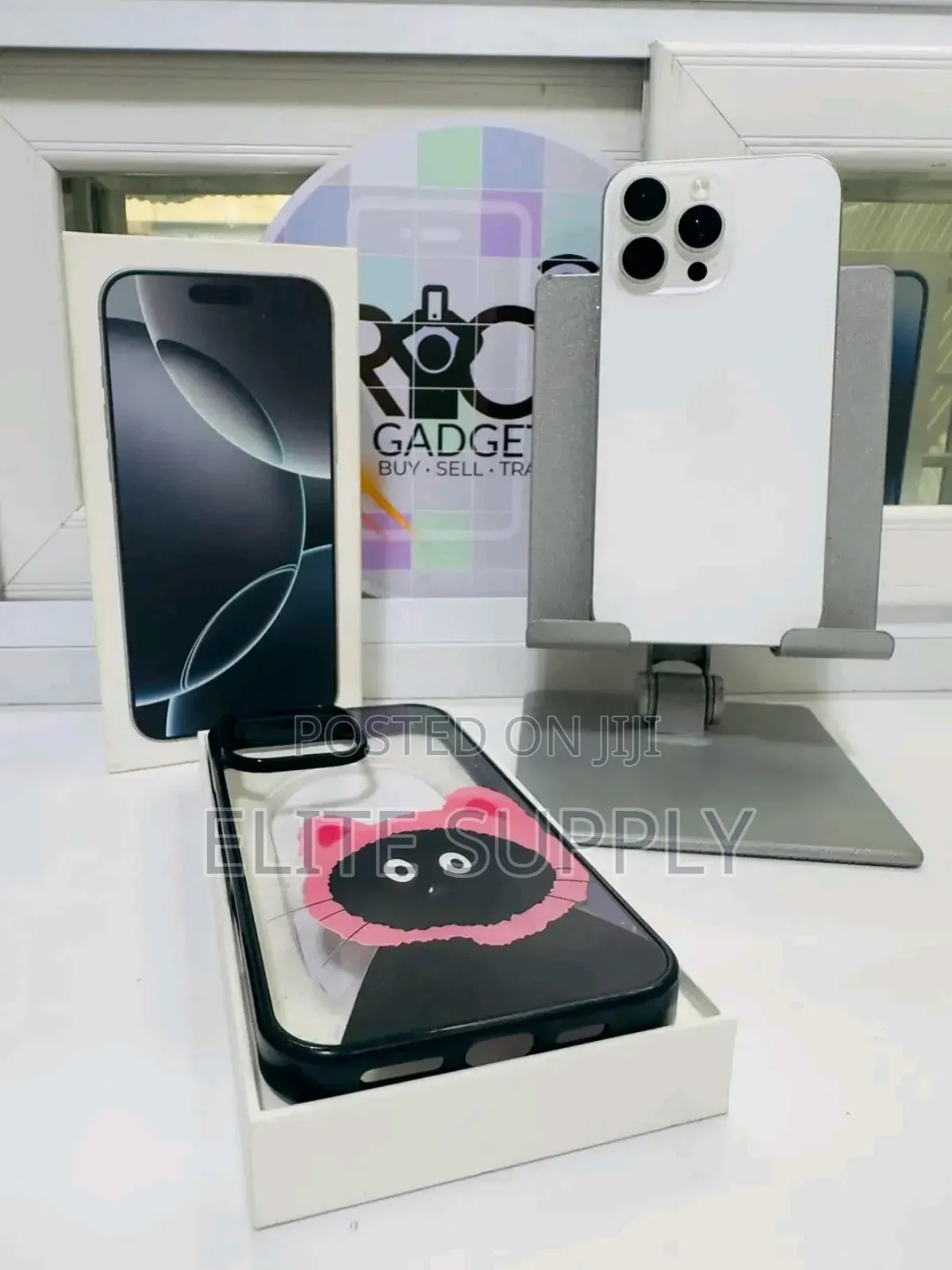 New Apple iPhone 16 Pro Max 256 GB Silver