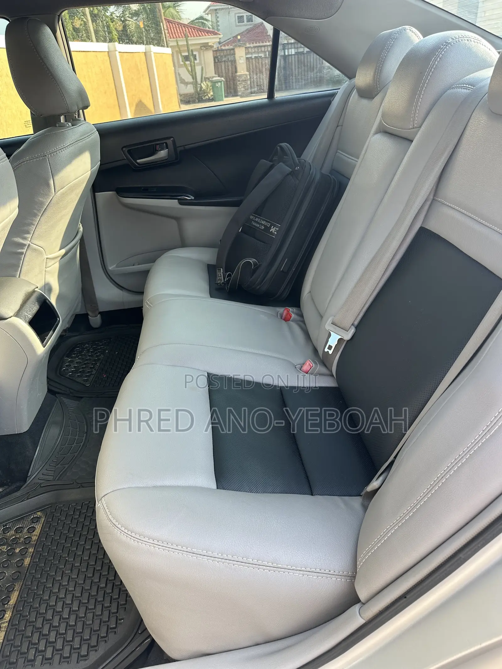Toyota Camry SE 4dr Sedan (2.5L 4cyl 6A) 2014 Silver
