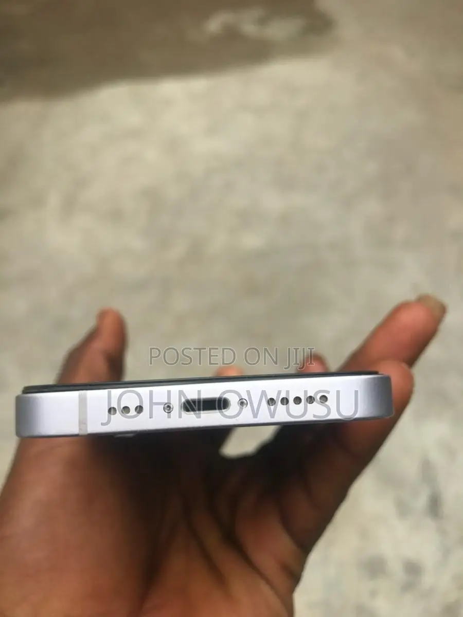 Apple iPhone 13 128 GB Gray