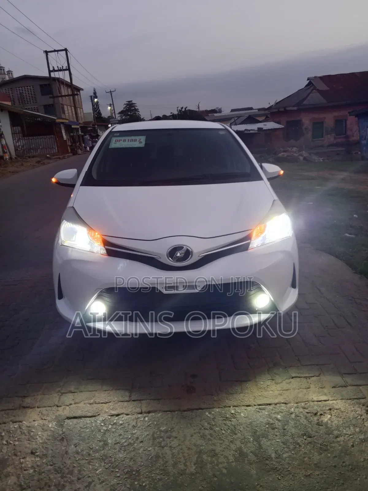 Toyota Vitz 1.3 FWD 5dr 2015 White