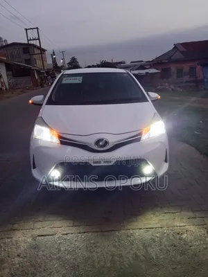 Toyota Vitz 1.3 FWD 5dr 2015 White