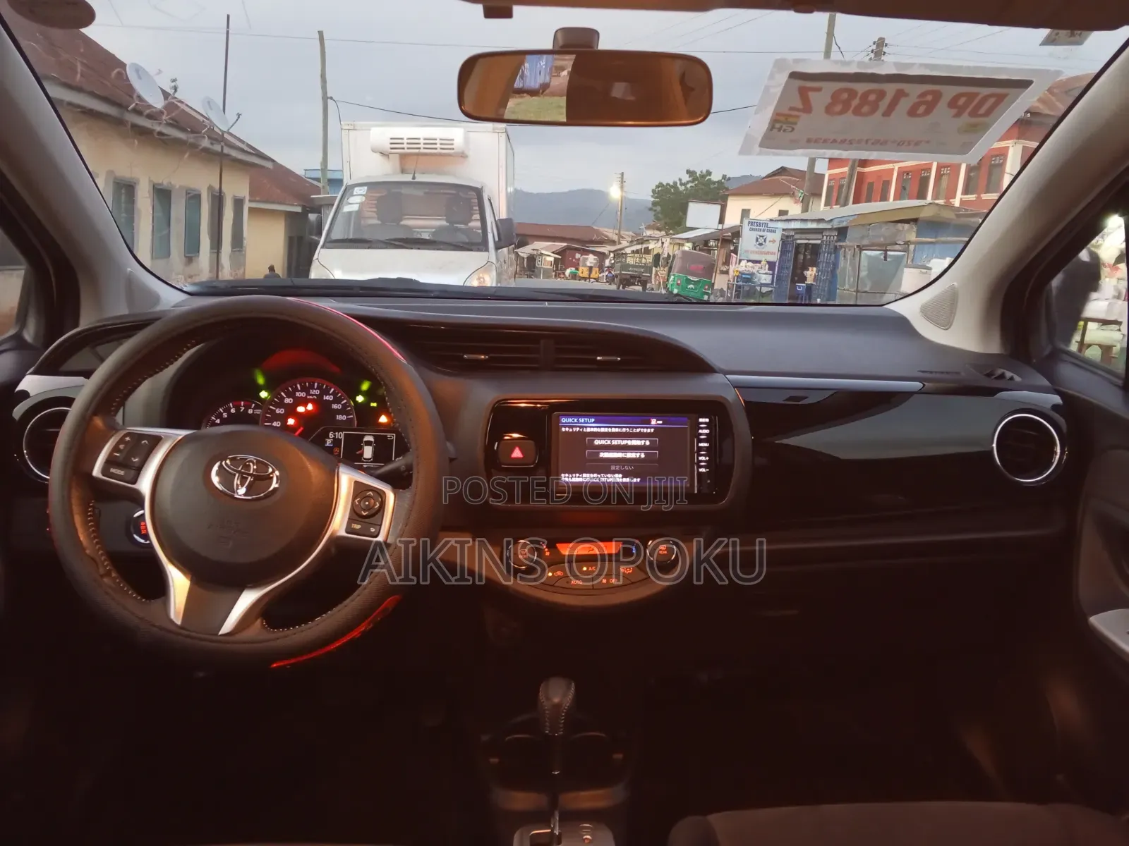 Toyota Vitz 1.3 FWD 5dr 2015 White