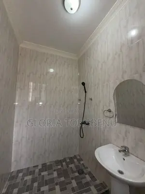 2bdrm Apartment in Ashaley Botwe for rent