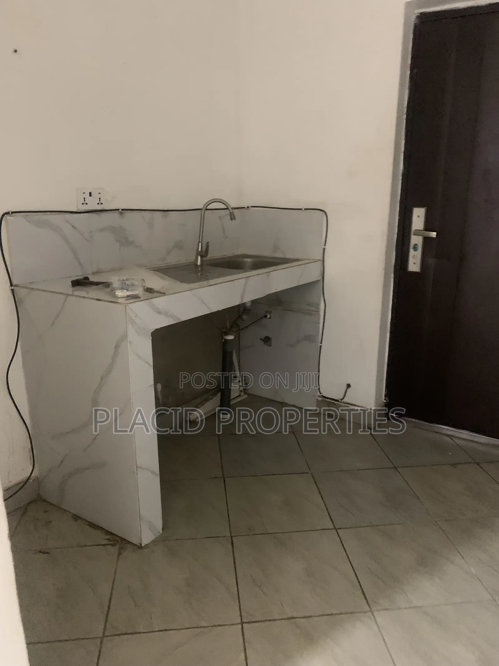 1bdrm Apartment in Agbogba for rent