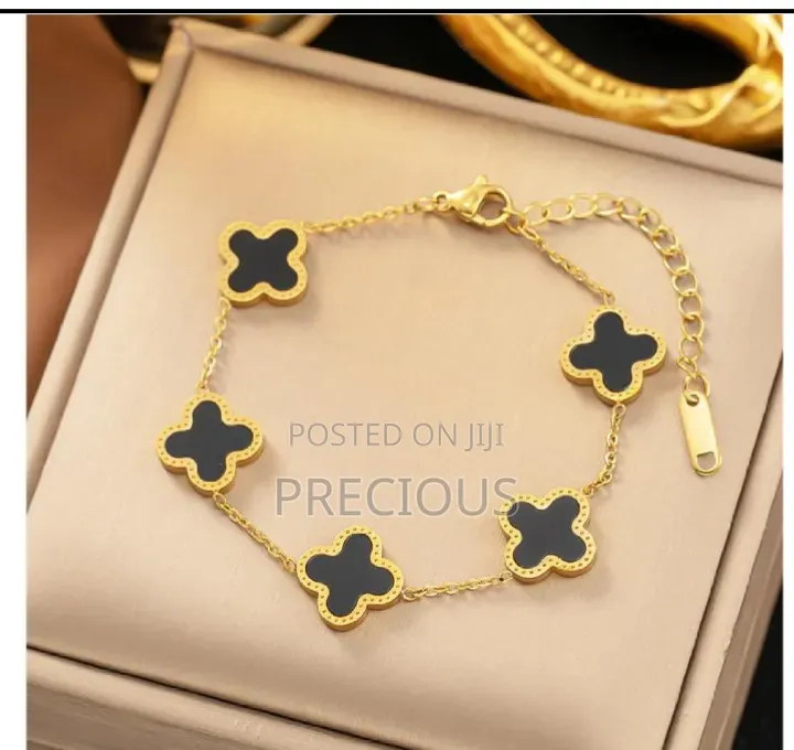 "VCA Bracelet" " "Clover Bracelet"