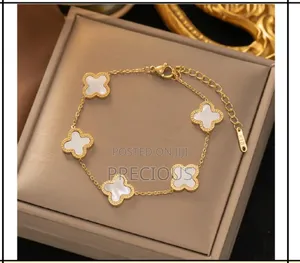 "VCA Bracelet" " "Clover Bracelet"
