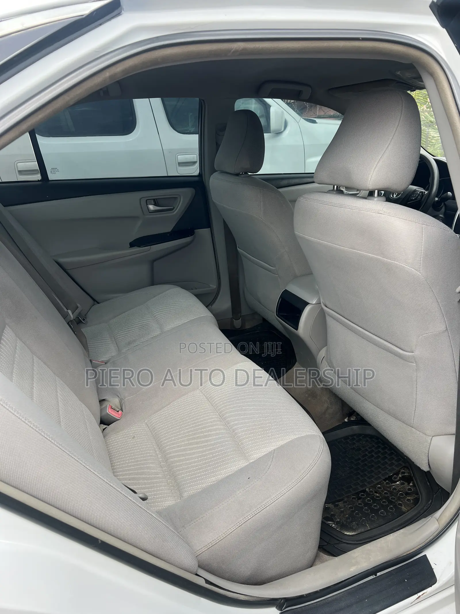 Toyota Camry 2017 White