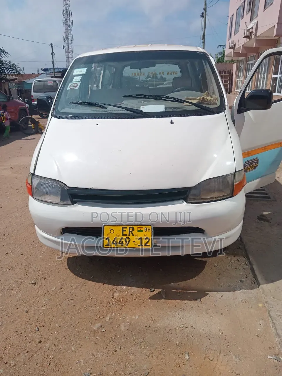Toyota HiAce 1998 White