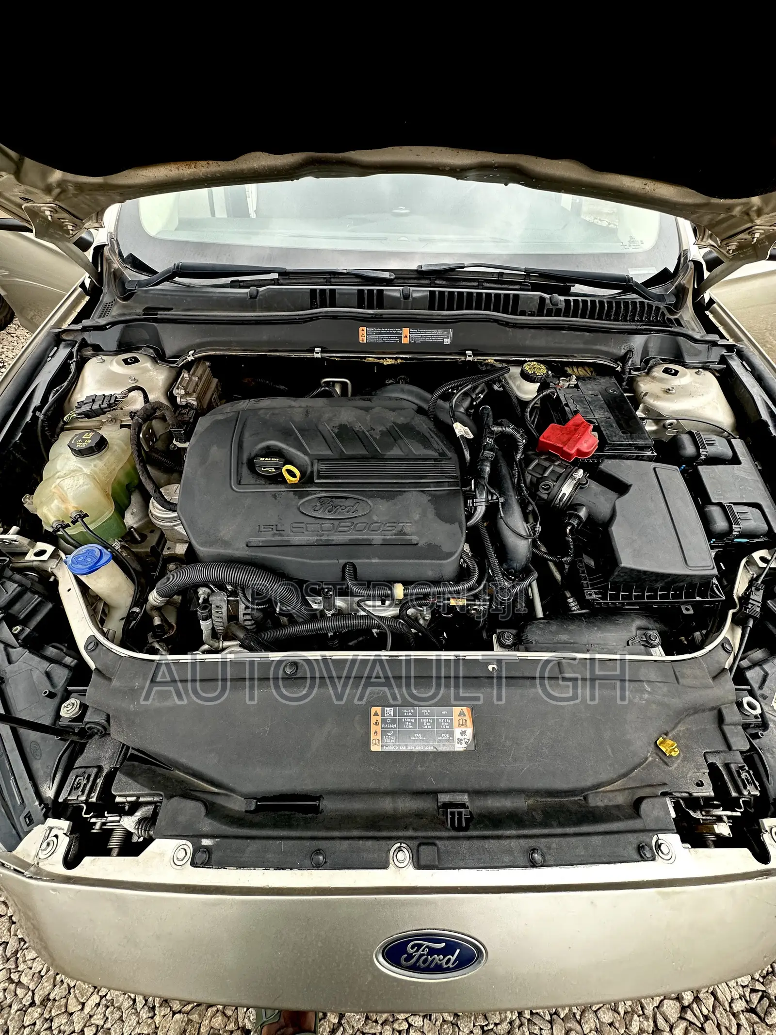 Ford Fusion 2018 Gold