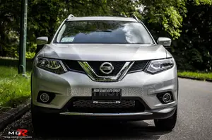 Nissan Rogue 2014-2015 Headlight Pair