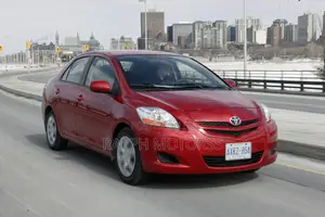 Toyota Yaris 2008 Headlight Pair