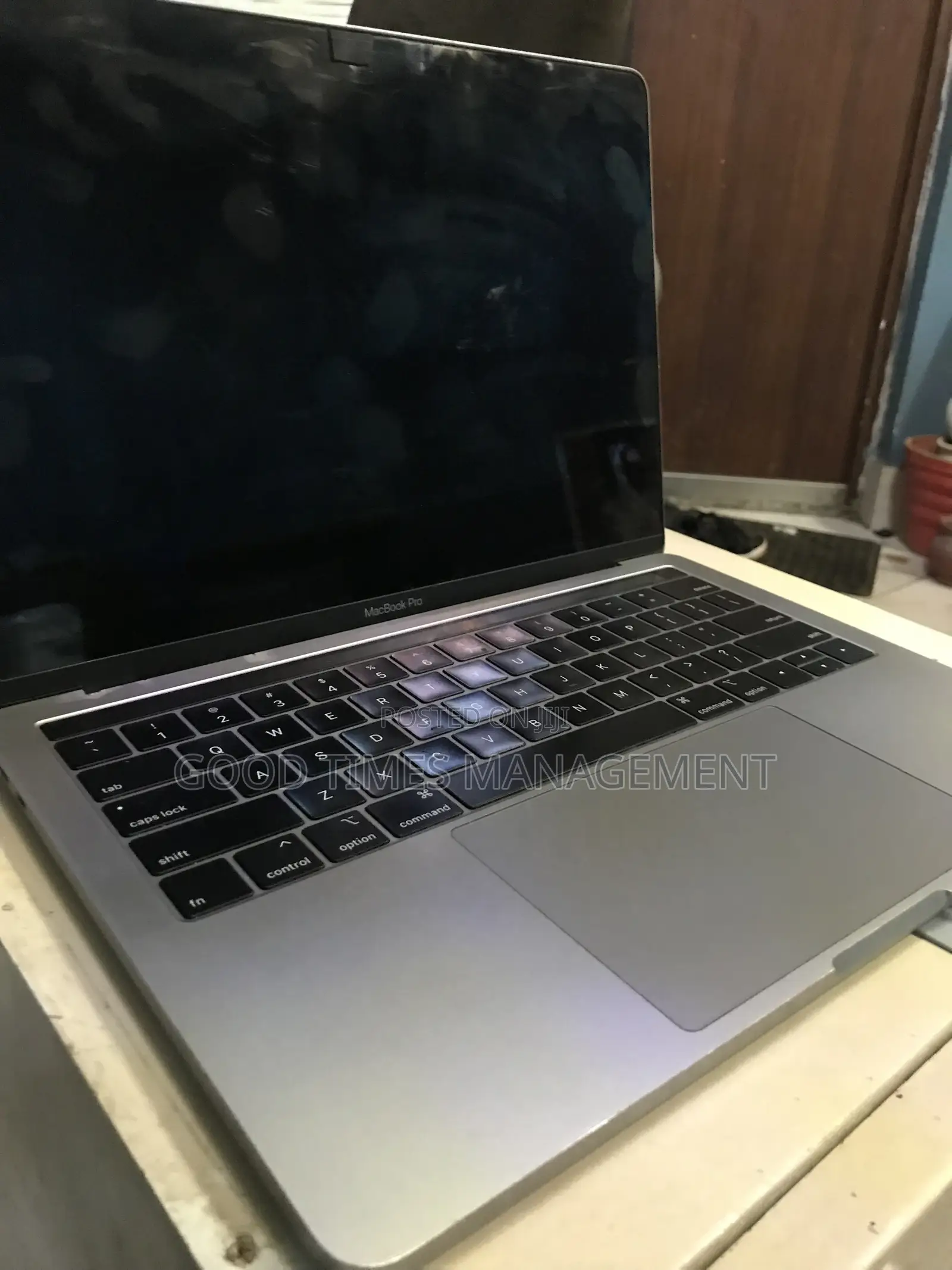 Laptop Apple MacBook Pro 2019 8GB Intel Core i5 SSD 256GB