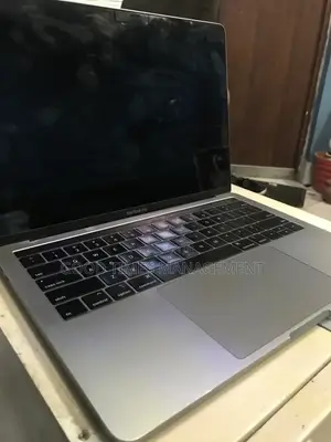 Laptop Apple MacBook Pro 2019 8GB Intel Core i5 SSD 256GB