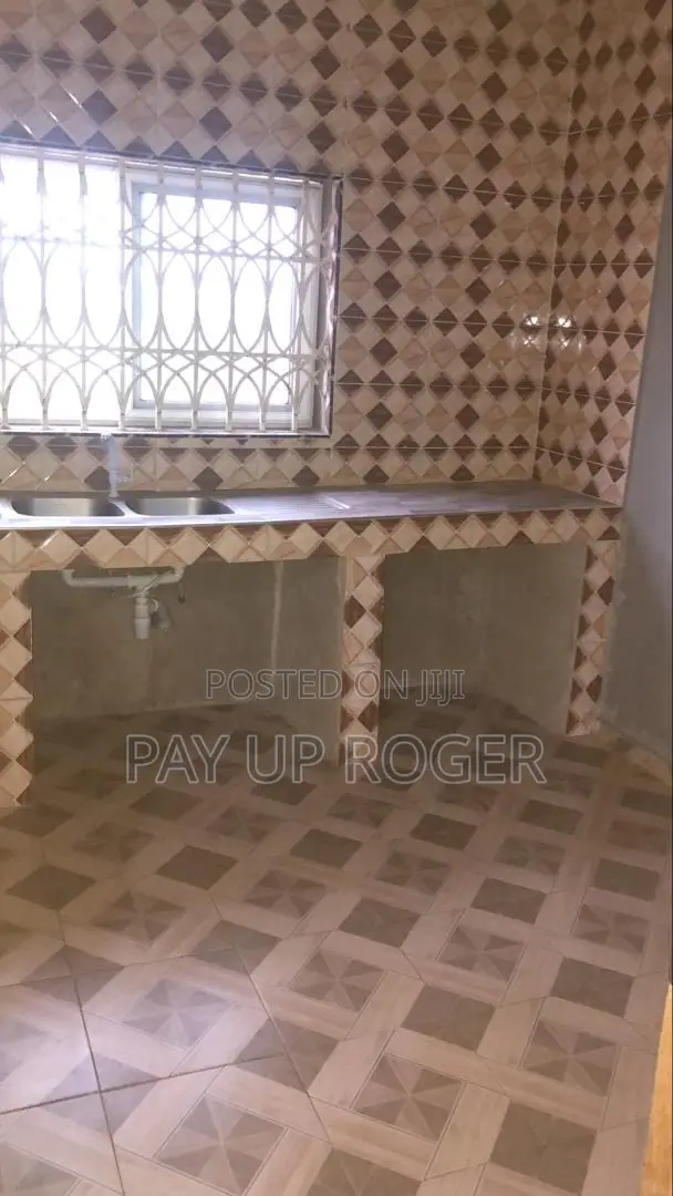 2bdrm Apartment in Pay Up Roger Homes, Olebu for rent