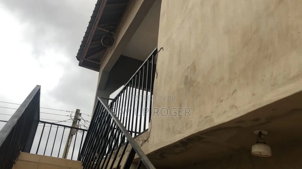 2bdrm Apartment in Pay Up Roger Homes, Olebu for rent