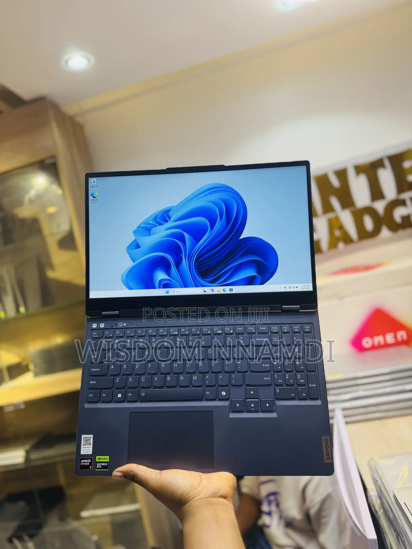 Laptop Lenovo Legion 7 16GB AMD Ryzen 7 SSD 512GB