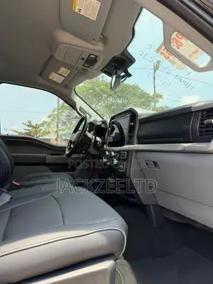 Ford F-150 XLT 2022 Black