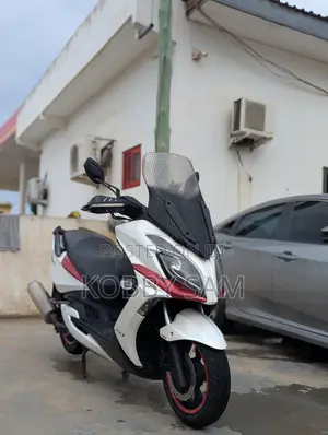 Kymco 2020 White