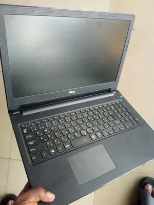 Laptop Dell Latitude 3520 8GB AMD HDD 500GB