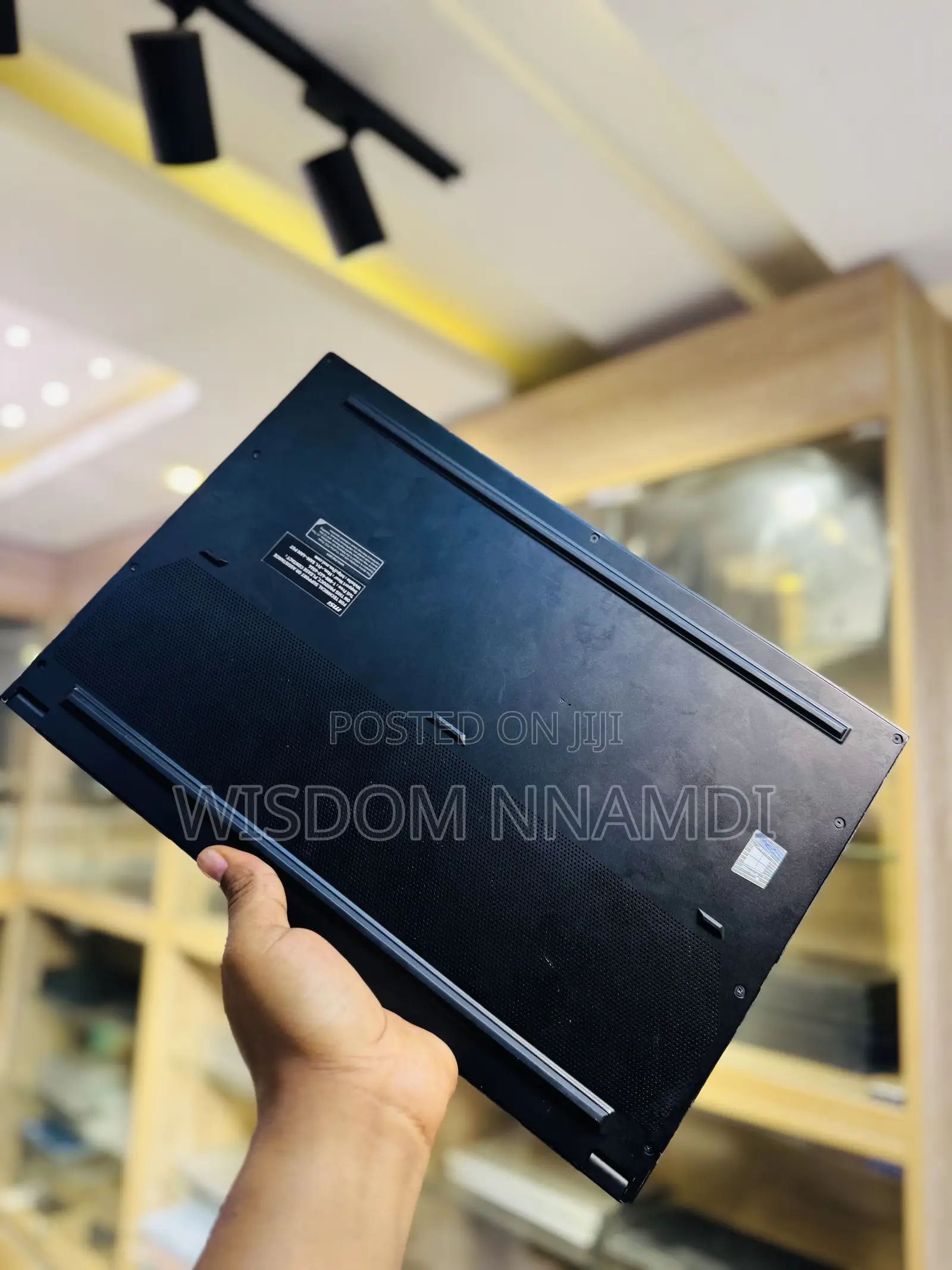 Laptop MSI GS66 Stealth 11UH 16GB Intel Core i7 SSD 512GB