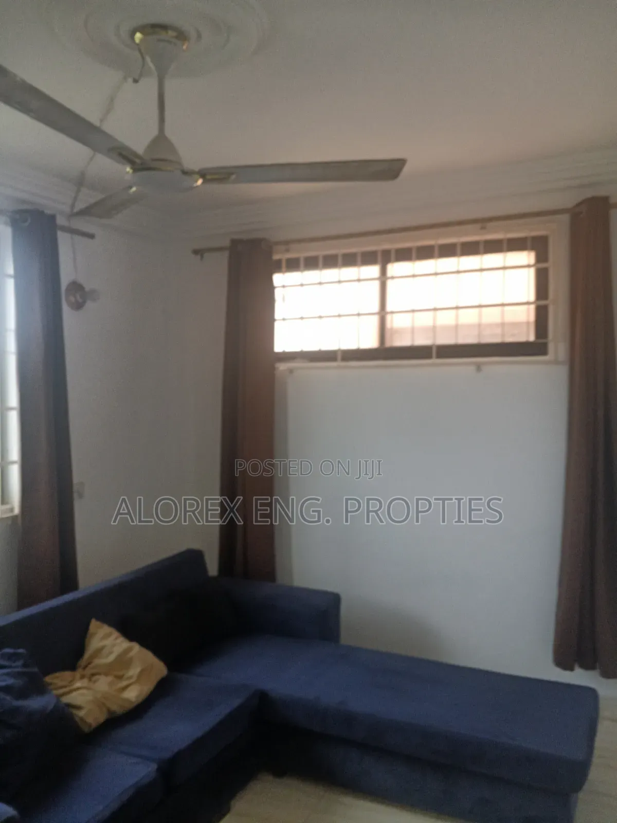 1bdrm Apartment in Foster Home, Frafraha for rent
