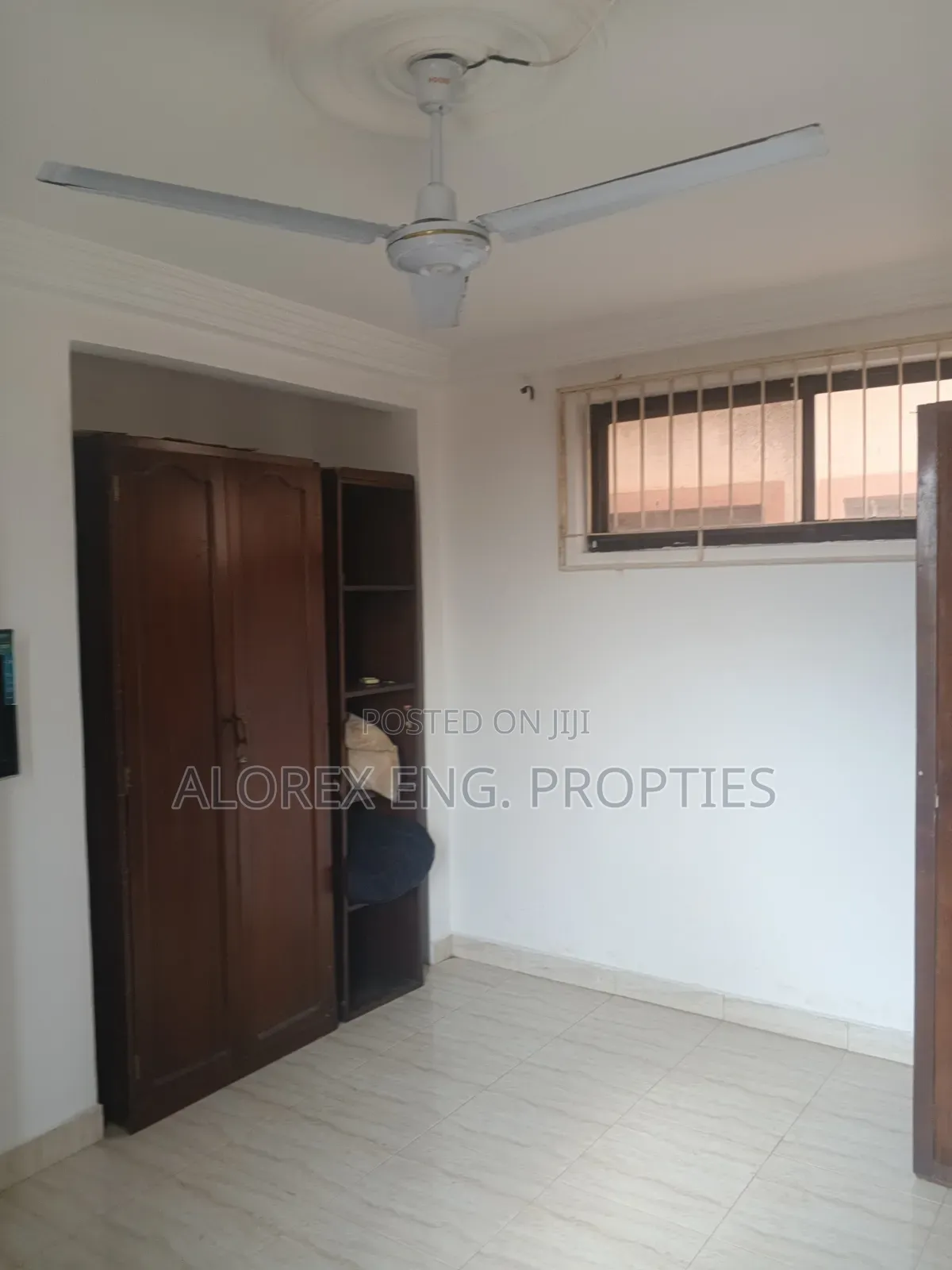 1bdrm Apartment in Foster Home, Frafraha for rent